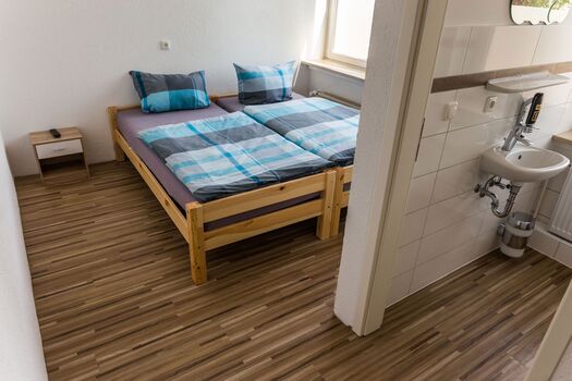 direkt an der A7 Hamburg - Boarding House Quickborn Bild 4