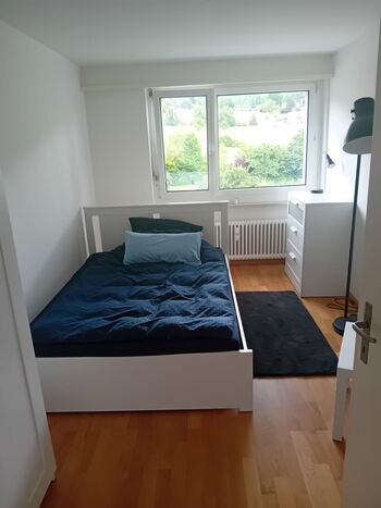 Freundlich möblierte WG-Zimmer oder komplette Wohnung Obrázok 4