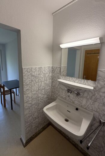 Gästehaus 20 Einzelzimmer mit Balkon Gemeinschaftsküche Obrázok 2