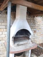 HOLZKOHLENGRILL