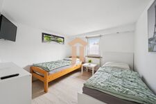 Schlafzimmer 2 mit bis zu 2 Betten