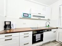 AMB Stays 4-Zimmerwohnung Zwei-WC/Bad, Terrasse, Parkplatz, Max. 7 Pers. Bild 5