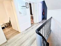 AMB Stays 4-Zimmerwohnung Zwei-WC/Bad, Terrasse, Parkplatz, Max. 7 Pers. Bild 7