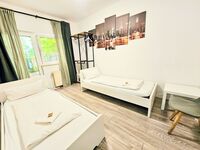 AMB Stays 4-Zimmerwohnung Zwei-WC/Bad, Terrasse, Parkplatz, Max. 7 Pers. Bild 1
