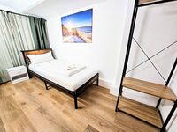 AMB Stays 4-Zimmerwohnung Zwei-WC/Bad, Terrasse, Parkplatz, Max. 7 Pers. Bild 2