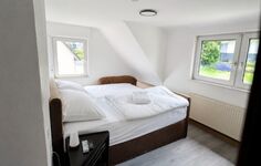 Großes Schlafzimmer
