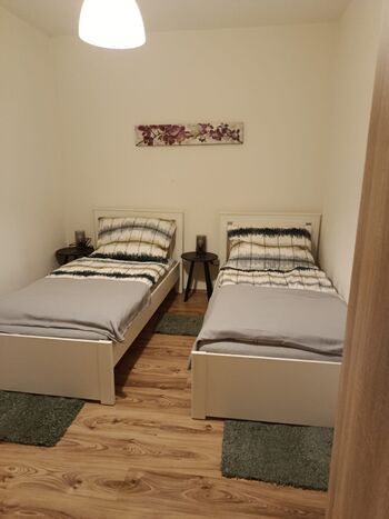 2 Einzelbetten - Bettwäsche inklusive