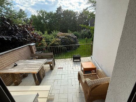 12 Bett-/ 6 Zimmer Haus in Langenhagen Zdjęcie 3