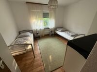 12 Bett-/ 6 Zimmer Haus in Langenhagen Bild 5
