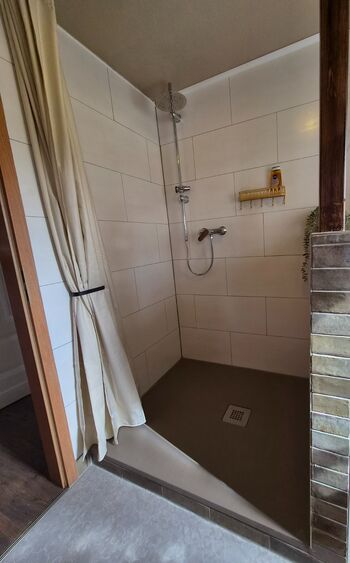 Dusche 1,10x1,00m 