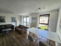2 Zimmer Wohnung Habdank Böblingen Calmbacher Strasse Bild 2