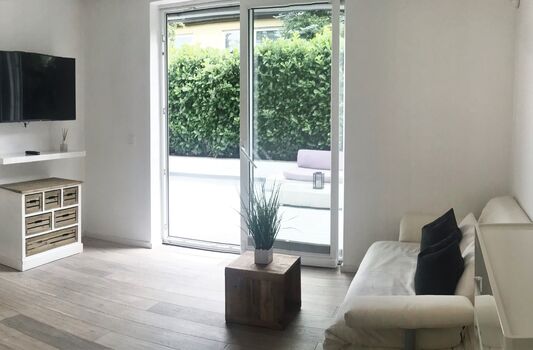 Wohnung mit Terrasse Bild 2