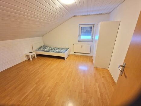 2 Zimmer Wohnung in Neckarsulm für 2 Personen (DG)