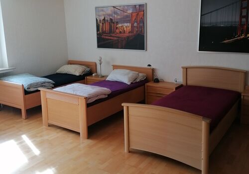 3 Bettzimmer 100x200 und 90x200 Betten 