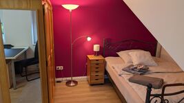 Großzügiges Gästezimmer Dormagen Nähe Bahnhof Bild 11