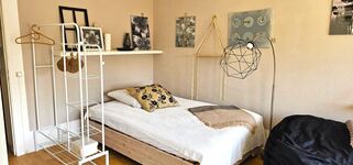 Business, Pendlerwohnung: möblierte 35 qm, Balkon, Stpl. Bild 2