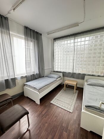 Neu 3 Schlafzimmer Wohnung Zentrum Göppingen Zdjęcie 2