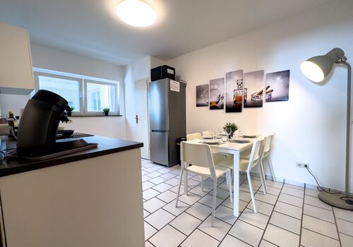 Happy Suites - Schöne, moderne Wohnung, Self-Check-in, W-Lan Picture 2