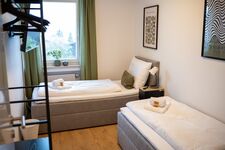 Schlafzimmer 2 mit 2 Einzelbetten