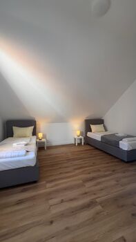 Vollausgestatte 2-Zimmer-Wohnungen im Herzen Neumünsters Picture 2