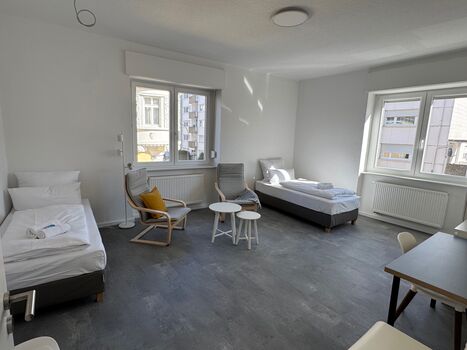 *Möblierte Apartments in Pforzheim* - TV in jedem Zimmer - Bild 2