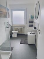 2 Wohnungen in Welden mit Balkon und privat Parkplatz. Picture 16