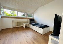 2 Wohnungen in Welden mit Balkon und privat Parkplatz. Picture 7