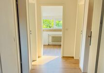 2 Wohnungen in Welden mit Balkon und privat Parkplatz. Picture 4