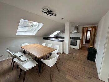 House v Schöntal
