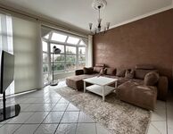 Ferienhaus mit Parkplatz, Terrasse und Stadtnähe Picture 1