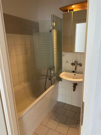 Rostock Apartment Helsi! Rostock (4-20Pax) Bild 5
