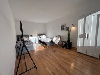 2 schöne Wohnungen in 3 F.-Haus in Bad Homburg/Frankfurt