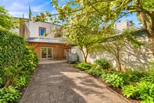 Eigener Innenhof mit Baumbestand – Natur mitten in Trier-Süd