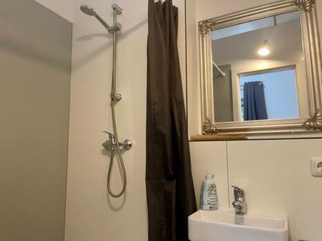 (C4 Studio Apartment) MH Bild 5