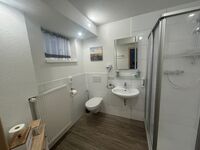 Bad (Beispiel) Doppelzimemr Classic, Einzelzimmer, Familienzimmer