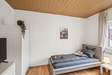 -DS-RENT- Apartment in Biblis | bis 8 Personen | Balkon Bild 12