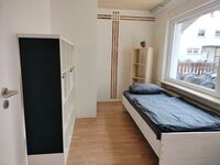 S-1 Mietangebote.Info -4 Zi, 90qm, EBK, Gäste WC, TV, Wifi Bild 2