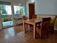 S-1 Mietangebote.Info -4 Zi, 90qm, EBK, Gäste WC, TV, Wifi Bild 3