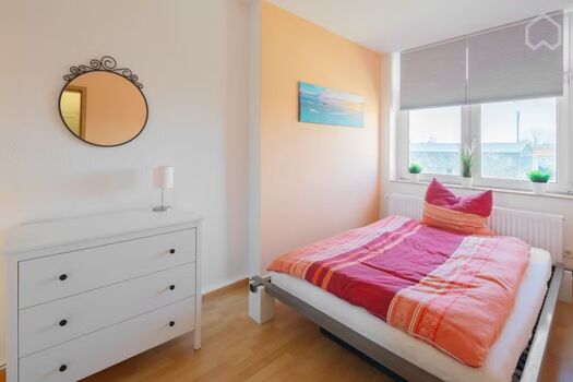 Zentrumsnahes, helles Apartment Picture 2
