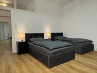 Modern Möbelierte Wohnung mit 2 Zimmern mit jeweils 2 Betten Bild 1