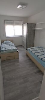 Zwei Häuser - Wohnungen Zimmer zu Vermieten Bild 17