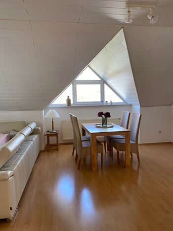 Wohnung mit Aussicht mit 2 Schlafräumen, großer Küche ,Wlan Bild 2