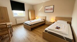 MH18 / TOMASZ-LIVING in OBERHAUSEN - Gemütliche Betten + WLA Obrázok 1