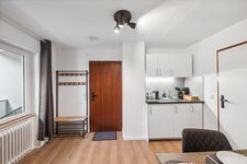 StayFive Apartments Picture 7