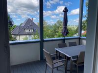 traumhafter Balkon, Blick ins Grüne (Sommer) oder in die Stadt (Winter)