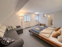 Berghaus über dem See - Herberge im Hoff Schawernack Picture 2