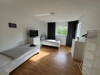 Guestroom in Hattersheim am Main Picture 2