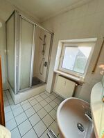 separates WC mit Dusche