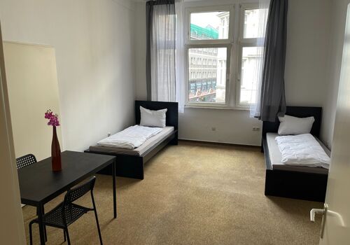 Wohnung in Taunusstraße, Frankfurt am Main Bild 2