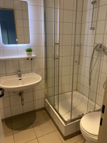 Neu renovierte Wohnung in Leverkusen für max. 5 Personen Bild 5